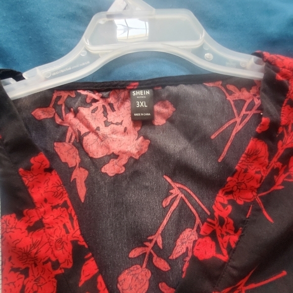Women floral print blouse long sleeves black& red pop over‎ - Picture 10 of 10